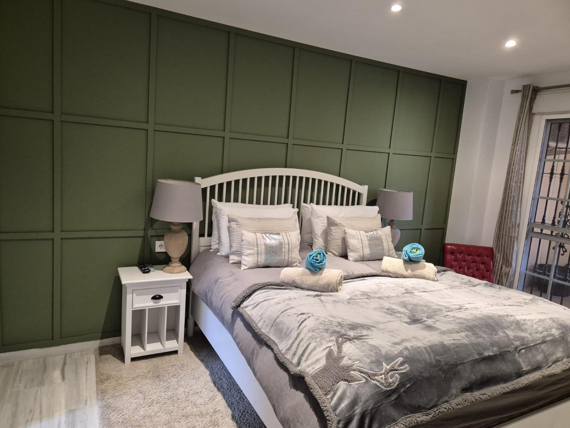 Luxurious Three Bedroom Duplex Apt Close To Beach Fuengirola Dış mekan fotoğraf