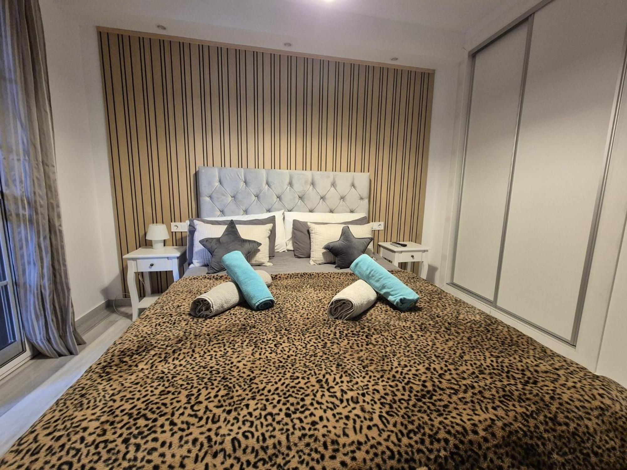 Luxurious Three Bedroom Duplex Apt Close To Beach Fuengirola Dış mekan fotoğraf